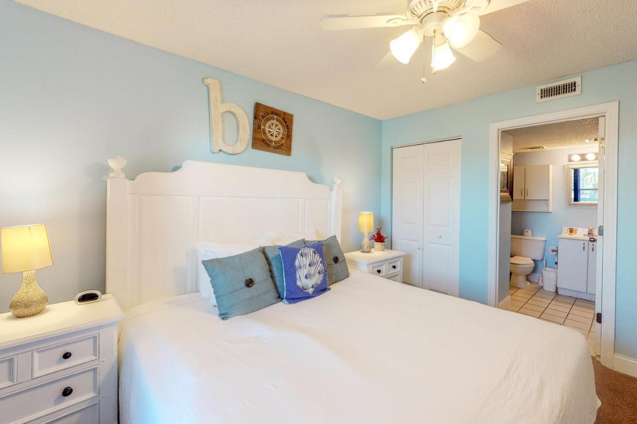 Pelican Beach Resort Destin Exterior photo