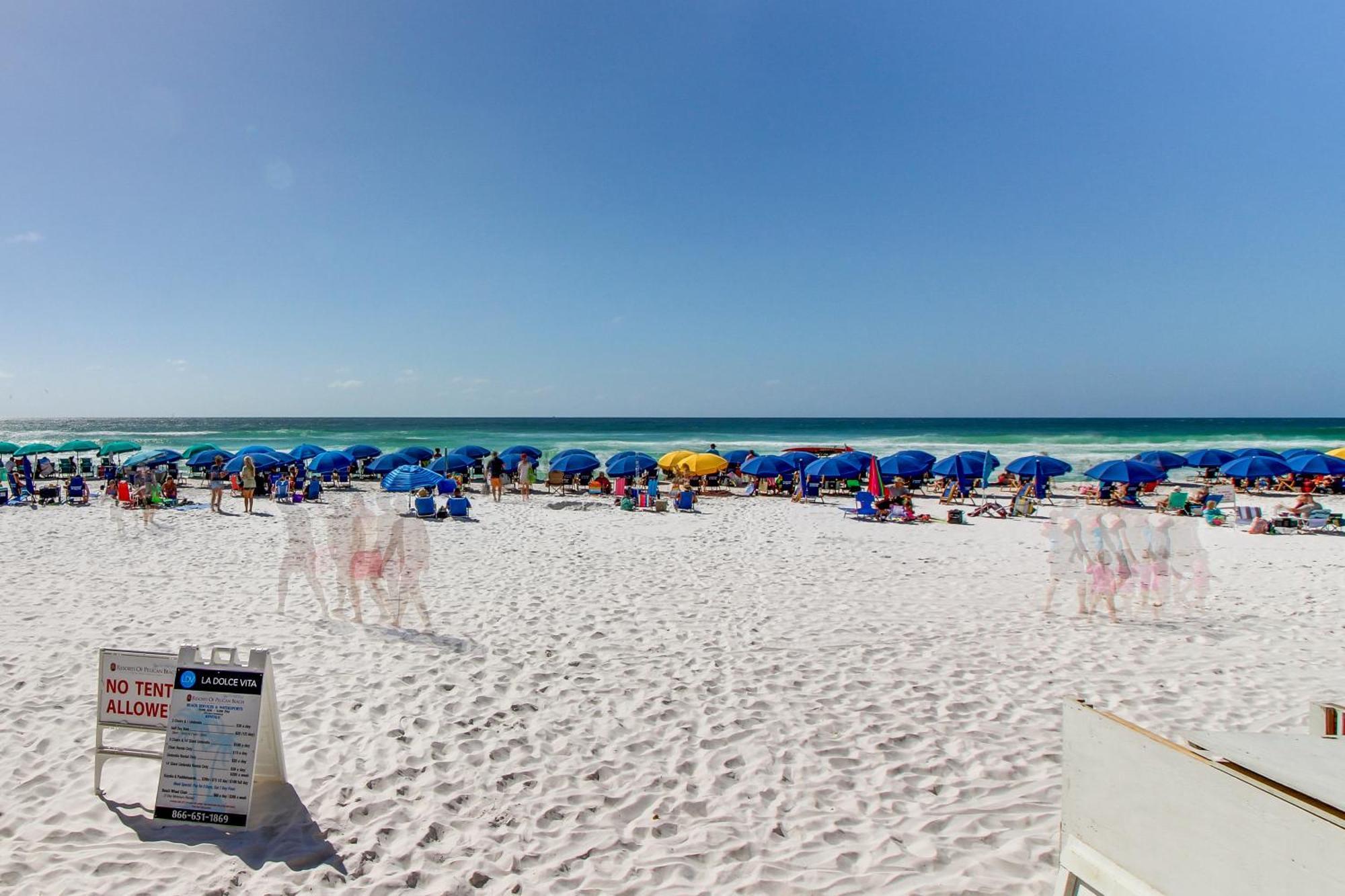 Pelican Beach Resort Destin Room photo