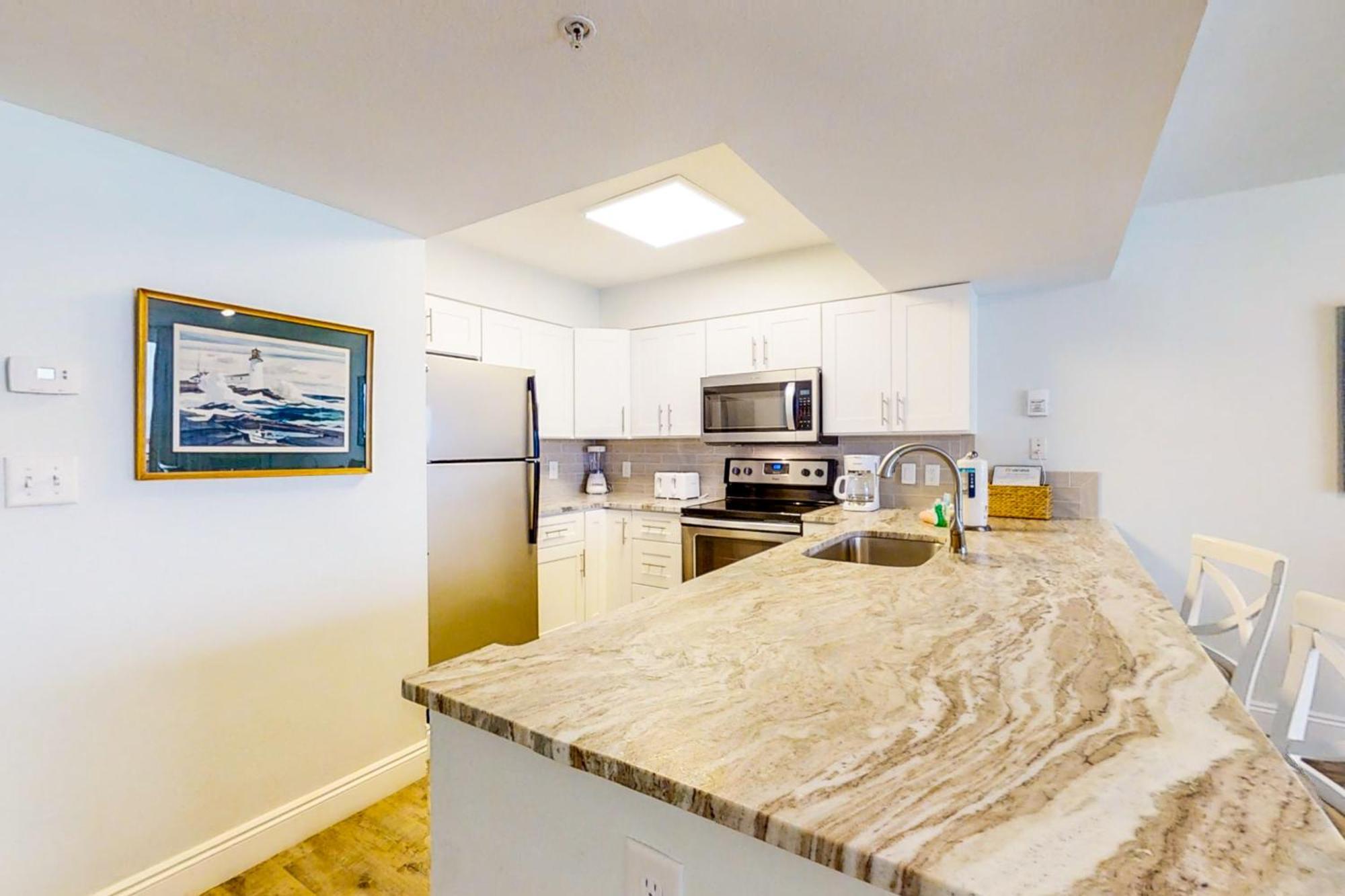 Pelican Beach Resort Destin Room photo